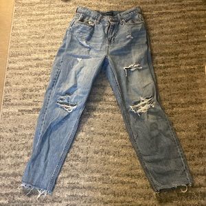 Aeropostale slim and thick curvy mom jeans, size 8